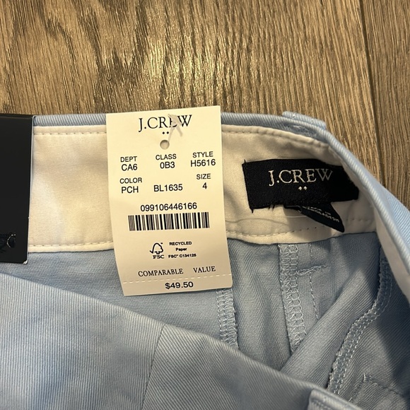 J Crew 3 1/2” Short, Size 4 - Picture 4 of 6